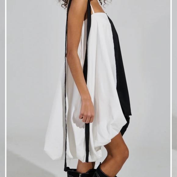 CUTIE GIRL POPLIN MINI BLACK AND WHITE DRESS WITH BOW DETAILS - M - Picture 5 of 7